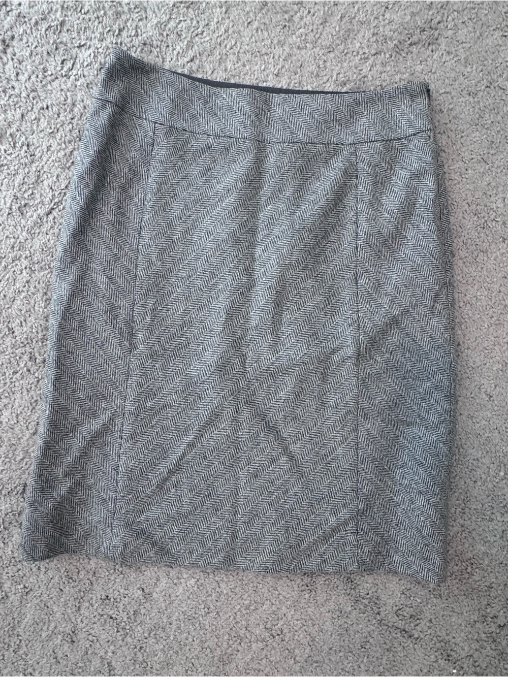 Ann Taylor Gray Herringbone Pencil Skirt